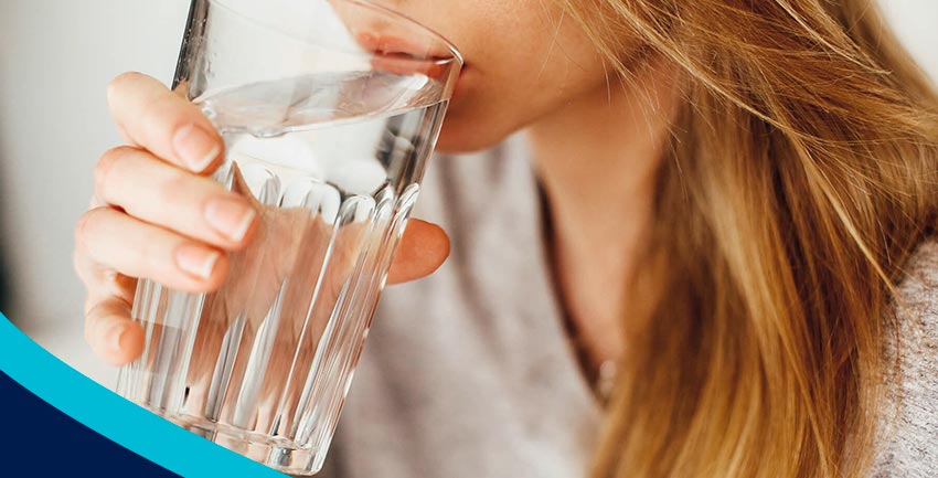 Você bebe muita água e não faz xixi? Fique Atento!